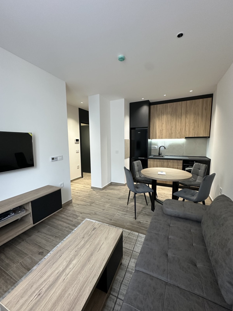 lokal - NOVI SAD - SALAJKA - 9100054