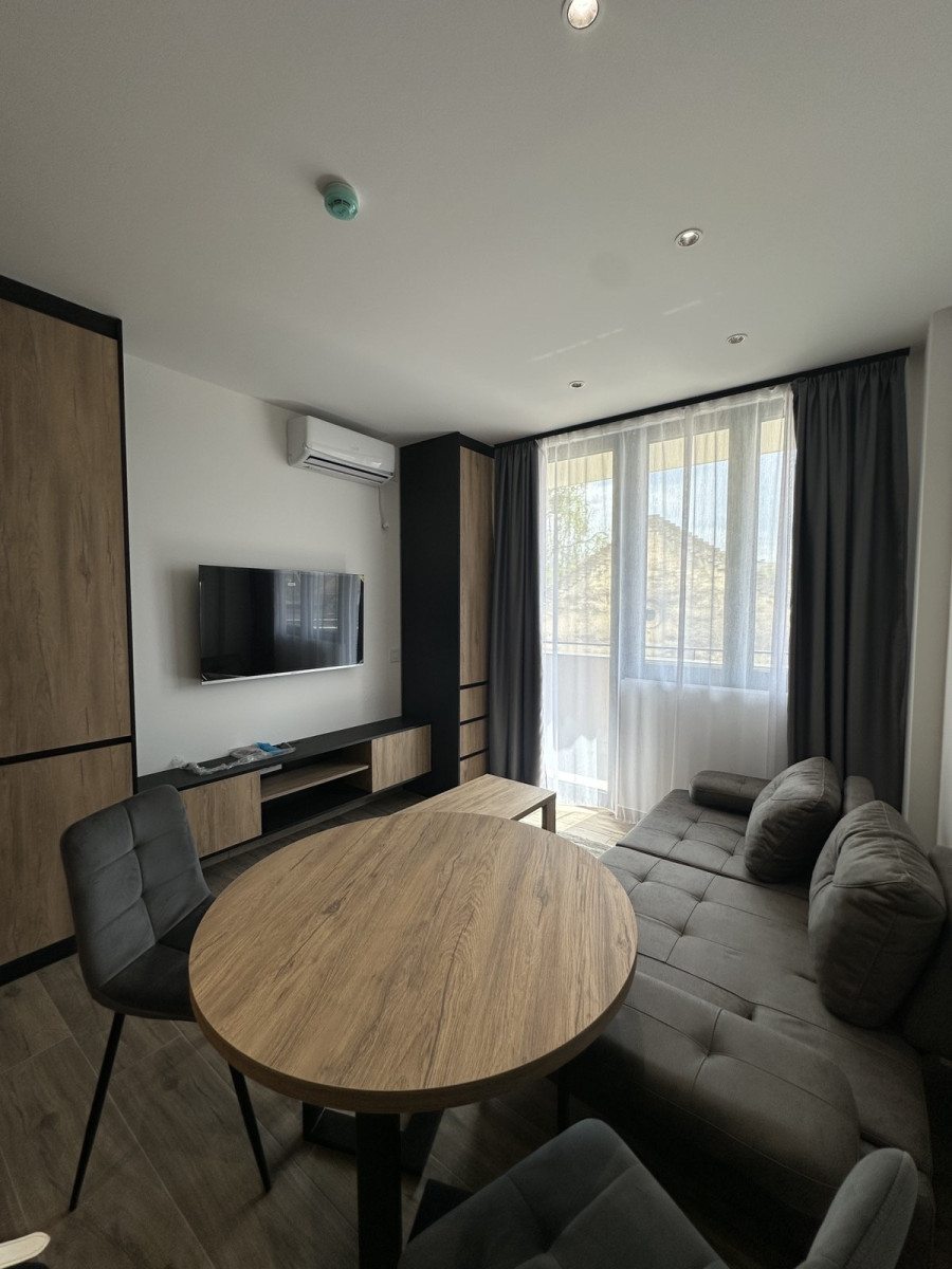 lokal - NOVI SAD - SALAJKA - 9100058