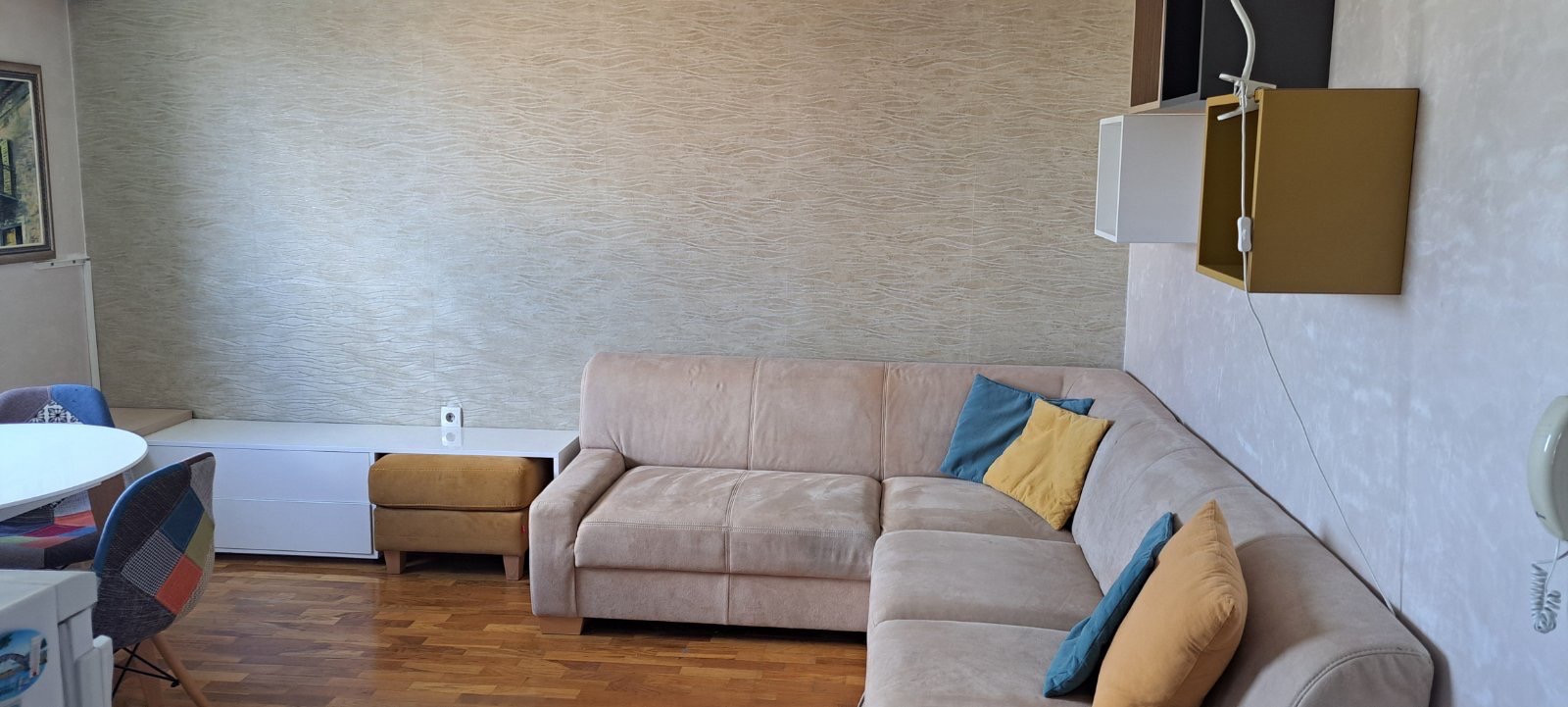 lokal - NOVI SAD - TELEP - 9100066