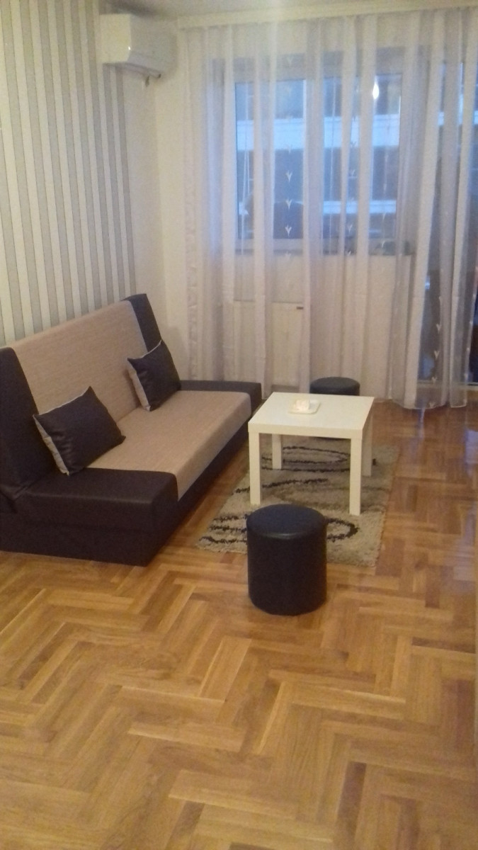 lokal - NOVI SAD - BULEVAR EVROPE - 9100069
