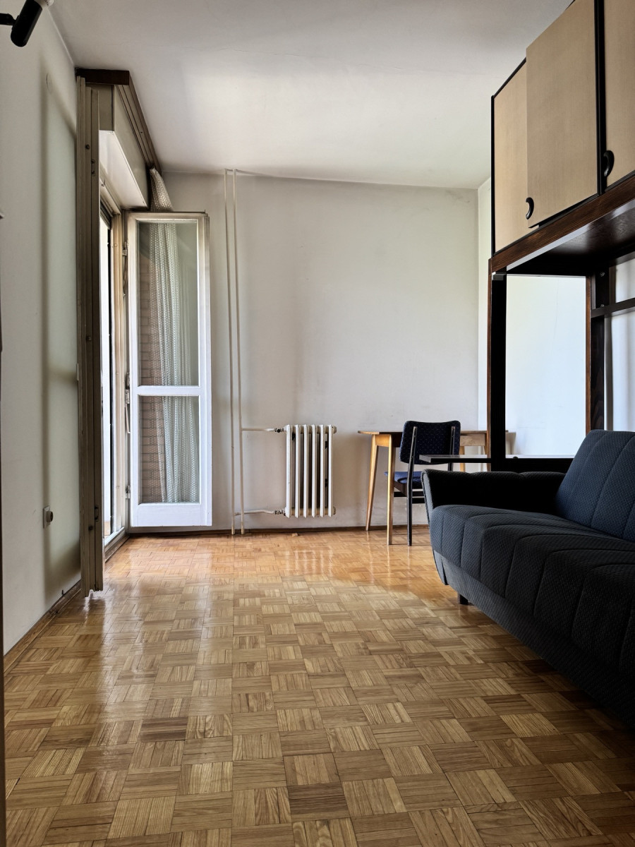stan NOVI SAD - BULEVAR - 1042975