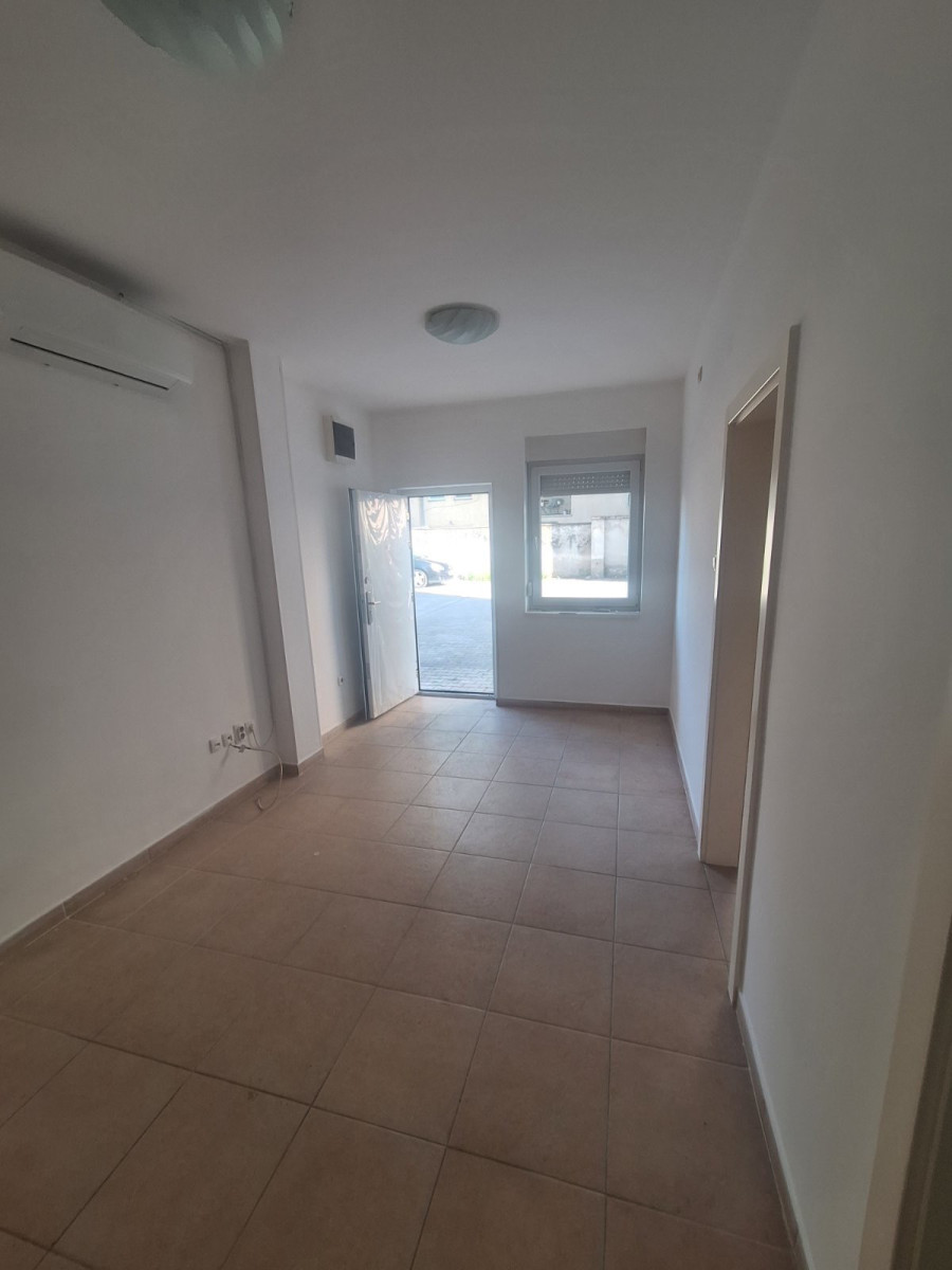 stan NOVI SAD - SAJAM - 1042998